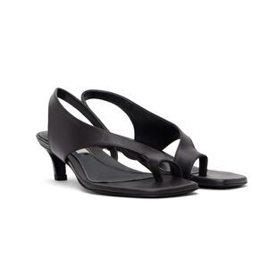 Toteme Black Leather Thong Sandals 37 EU / 7 US – Kitten Heel Slingback EUC